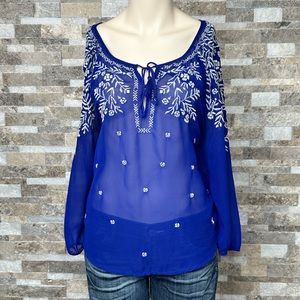 American Eagle Sheer 3/4 Sleeve Blouse